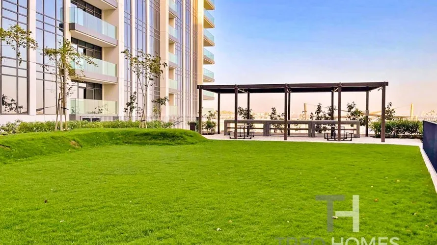 Apartamento de 3 dormitorios en The cove, UAE No. 122 № 13