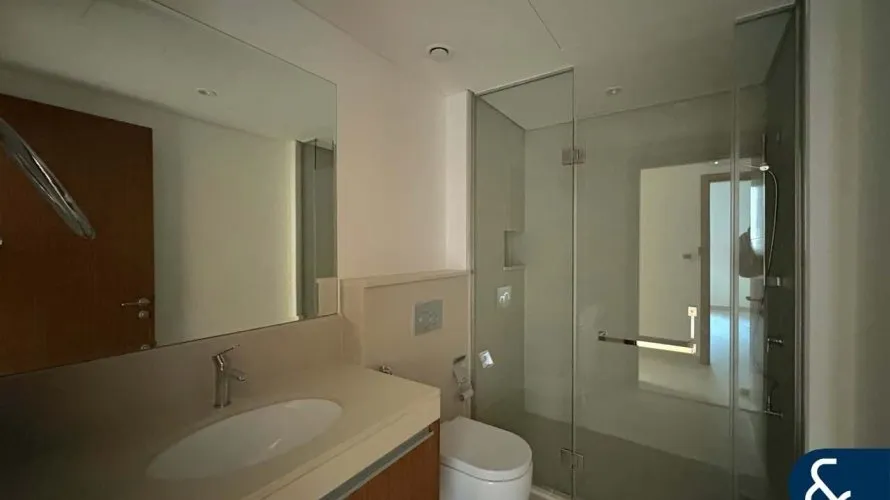 Apartamento de 2 dormitorios en Dubai Creek Residence Tower 2 North, UAE No. 231 № 17