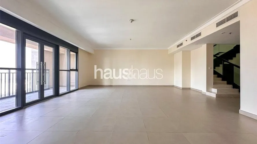 Villa de 3 dormitorios en Dubai Creek Harbour (The Lagoons), UAE No. 139 № 1