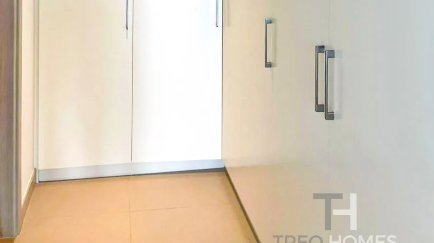 Apartamento de 2 dormitorios en The cove, UAE No. 118 № 5