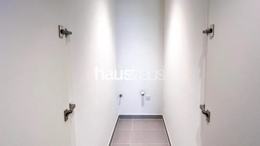 Apartamento de 3 dormitorios en Creek Beach, UAE No. 137 № 10