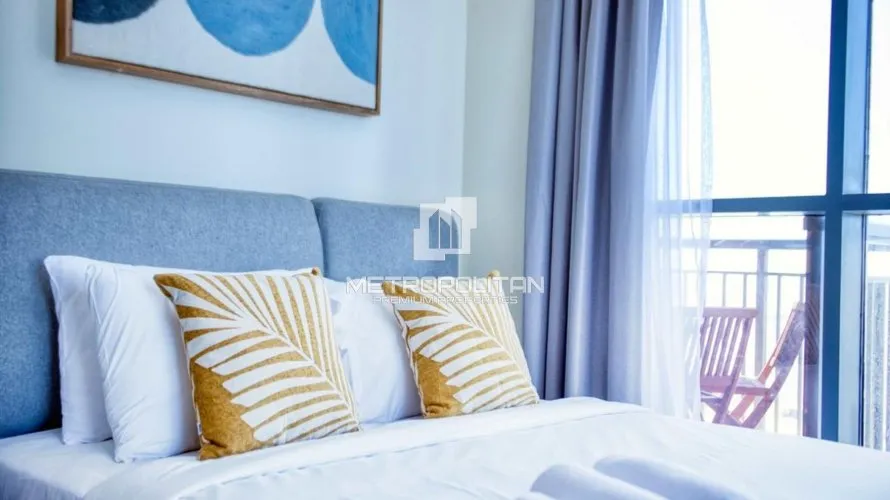 Apartamento de 3 dormitorios en Dubai Creek Residence Tower 2 North, UAE No. 208 № 2