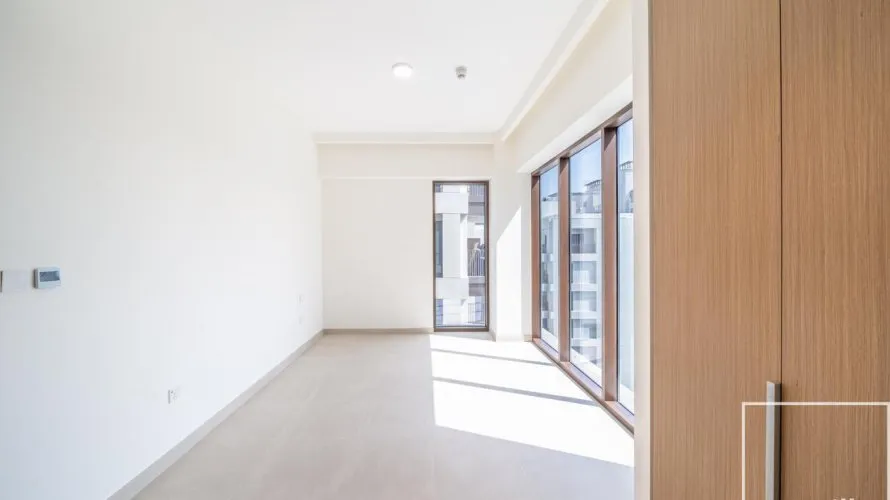 Apartamento de 3 dormitorios en Creek Beach, UAE No. 228 № 6