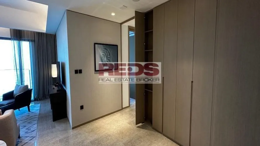 Apartamento de 3 dormitorios en Address Harbour Point, UAE No. 106 № 6