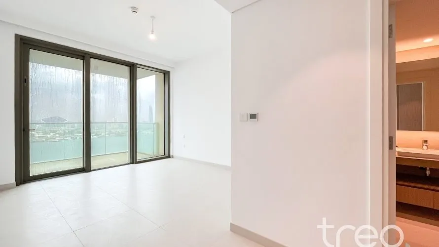 Apartamento de 2 dormitorios en The Grand, UAE No. 332 № 13