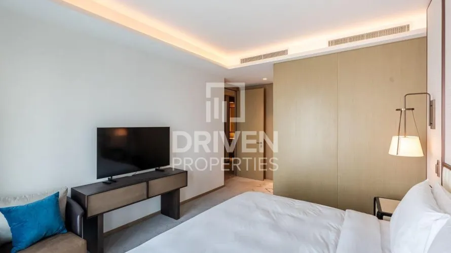 Apartamento de 2 dormitorios en Address Harbour Point, UAE No. 378 № 5