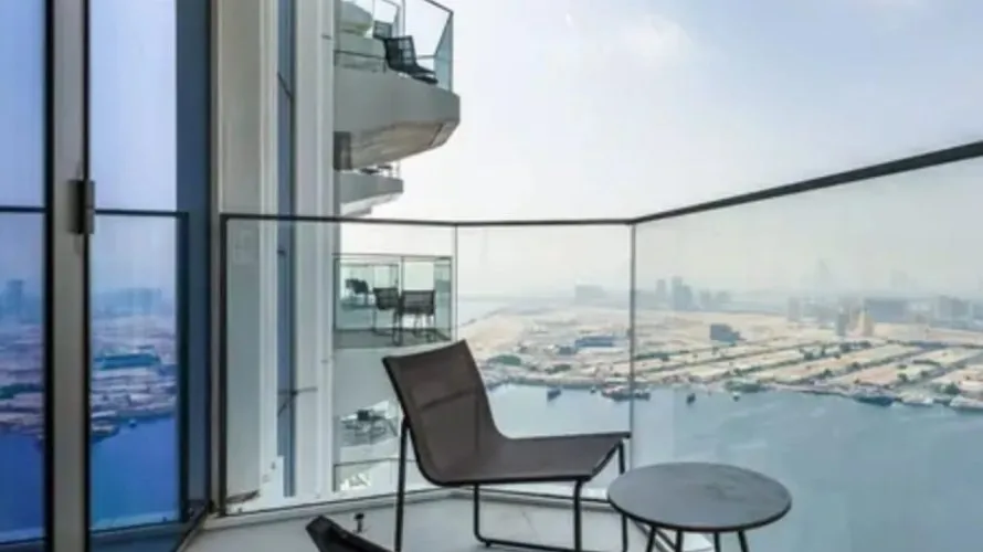 Apartamento de 2 dormitorios en Address Harbour Point, UAE No. 500 № 2