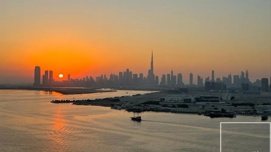 Apartamento de 2 dormitorios en Address Harbour Point, UAE No. 502 № 6