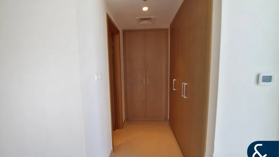 Appartement de 3 chambres à Harbour Views 1, UAE No. 219 № 7