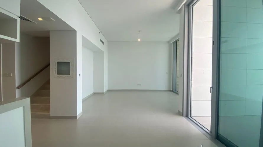 Maison de ville de 2 chambres à The Grand, UAE No. 87 № 22