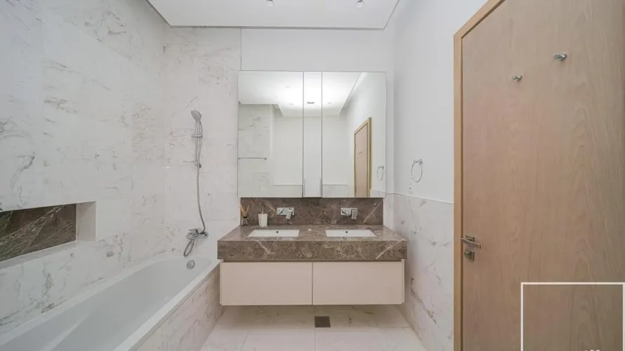 Appartement de 3 chambres à Creekside 18, UAE No. 226 № 17