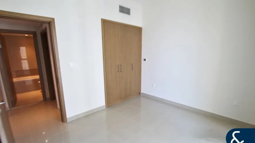 Appartement de 3 chambres à Harbour Views 1, UAE No. 219 № 2