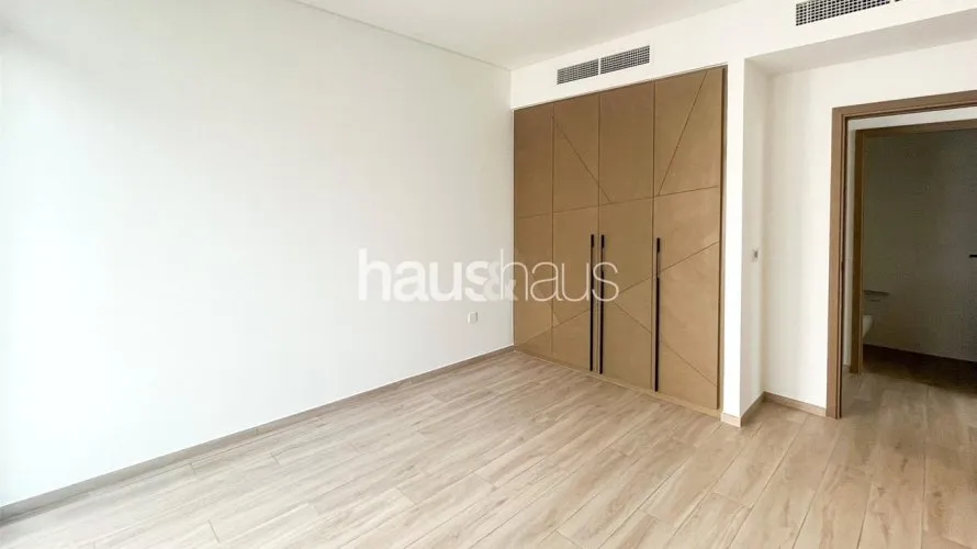 Appartement de 3 chambres à Dubai Creek Harbour (The Lagoons), UAE No. 136 № 3