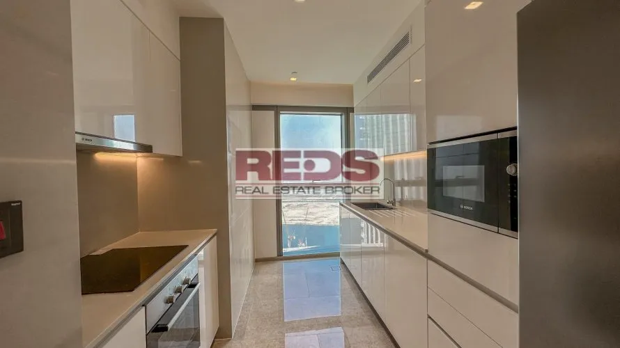 Appartement de 2 chambres à Address Harbour Point, UAE No. 104