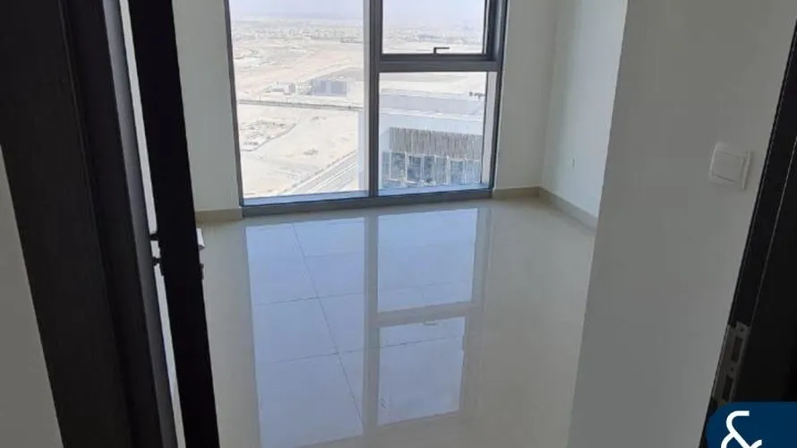 Appartement de 3 chambres à Harbour Views 1, UAE No. 270 № 11